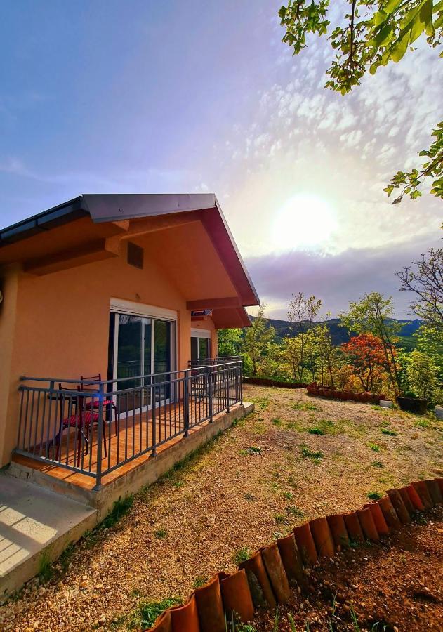 S&M Apartments Rijeka Crnojevica Ngoại thất bức ảnh